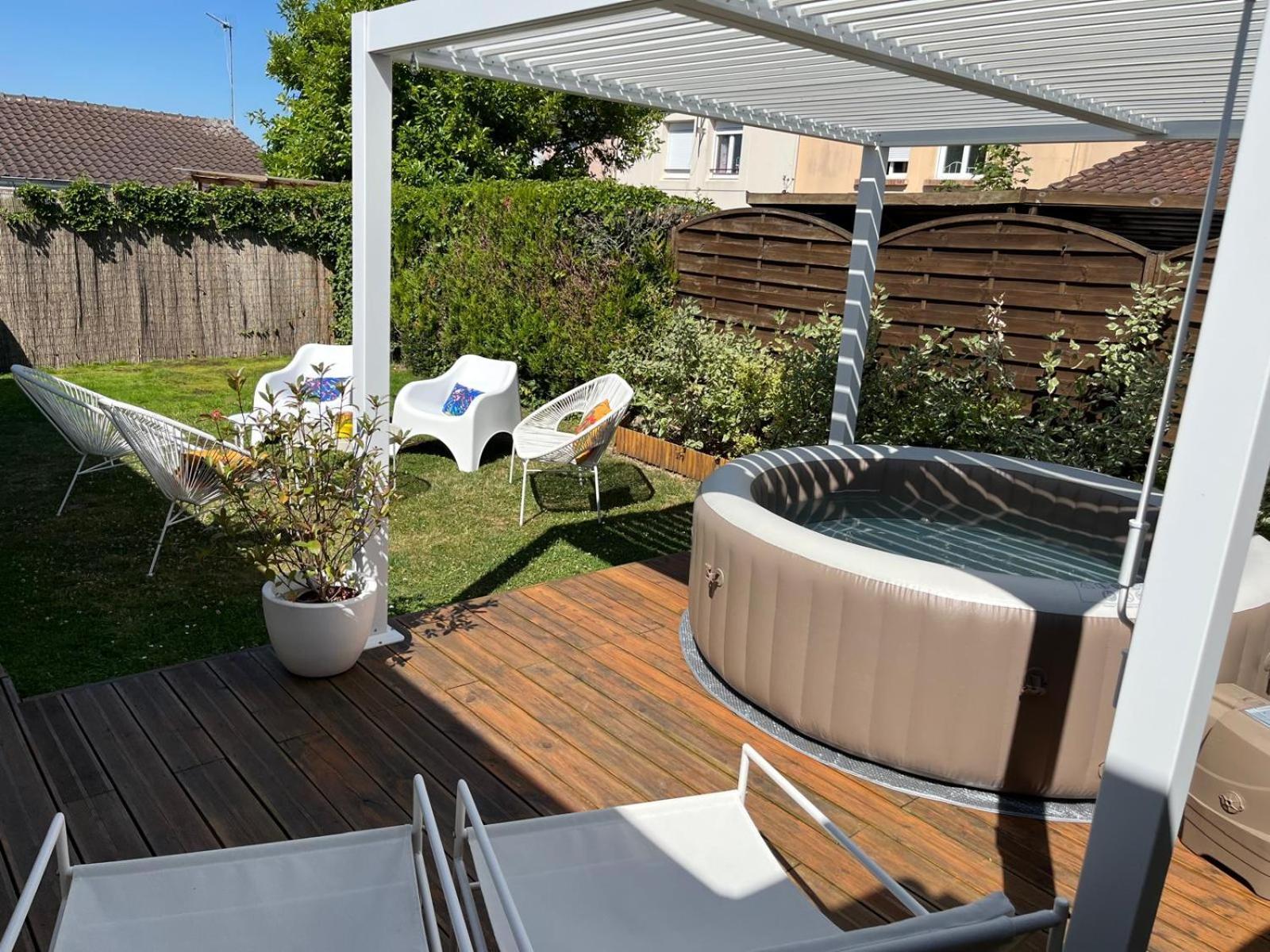 Maison Familiale 100m2 Holiday home Witry-les-Reims